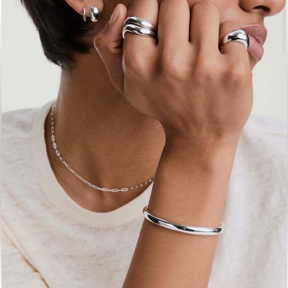 MEJURI SILVER CUFF BRACELET